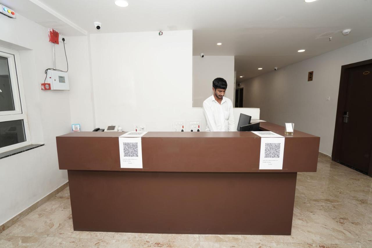 Hotel Trp Bliss Nizamabad Eksteriør billede