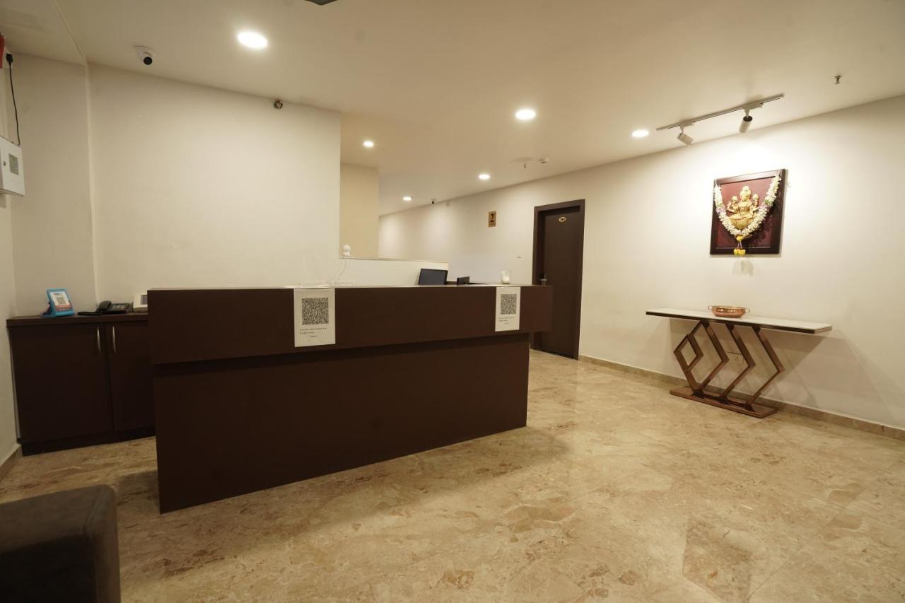 Hotel Trp Bliss Nizamabad Eksteriør billede